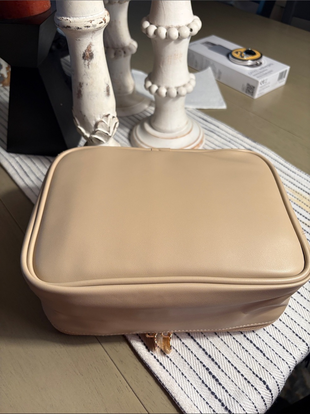 Beige Travel Jewelry/Makeup Organizer - Picture 5 of 6